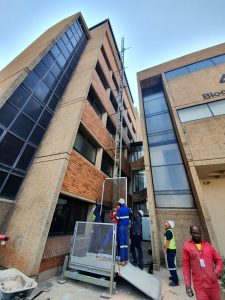 Highgate Glass and Aluminium Commercial Glass Shopfront Building glass Pretoria, Johannesburg, Gauteng and Hartbeespoort